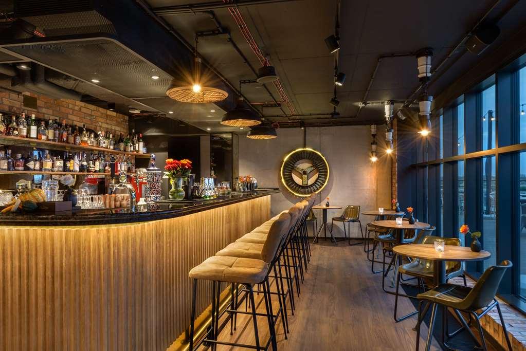 Barcelo Warsaw Powisle Hotell Restaurant bilde